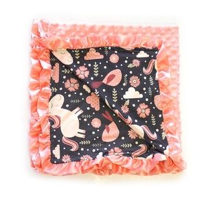 Printed Minky Ruffle Blanket MT-600035